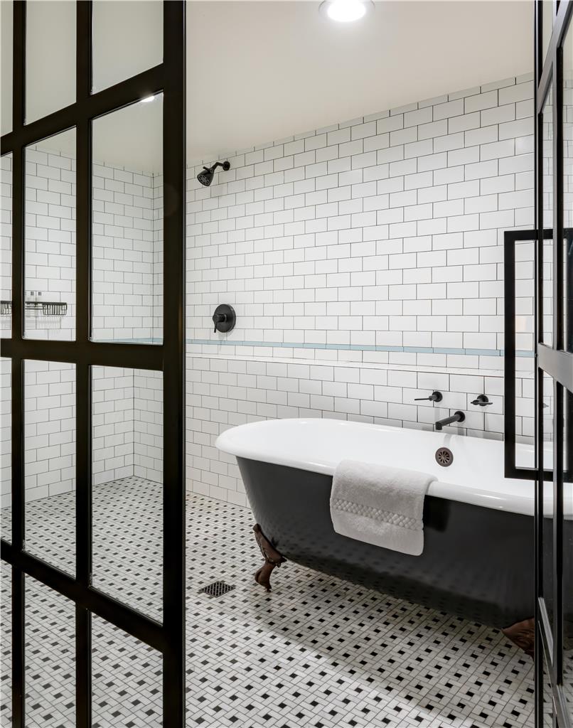 Hotel Theodore Seattle Downtown, Tapestry by Hilton