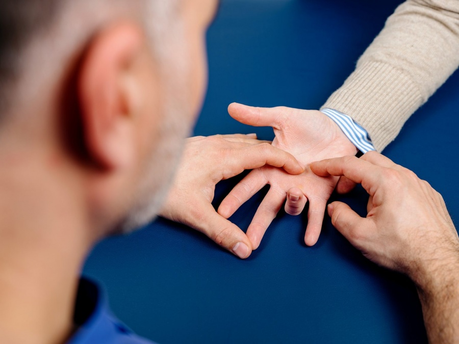 Dr. med. Tobias Kalt, Rotebühlstr. 127 b in Stuttgart