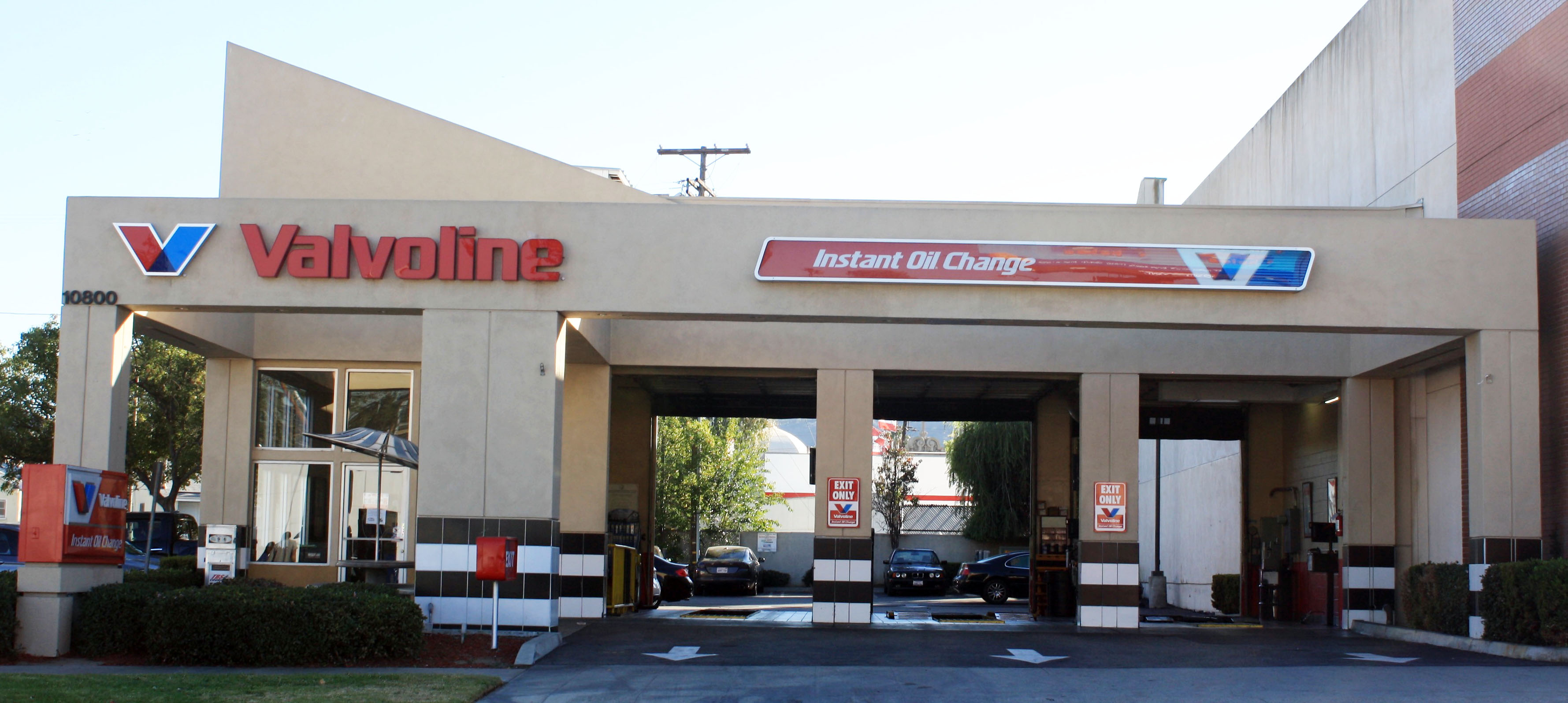 Store Image