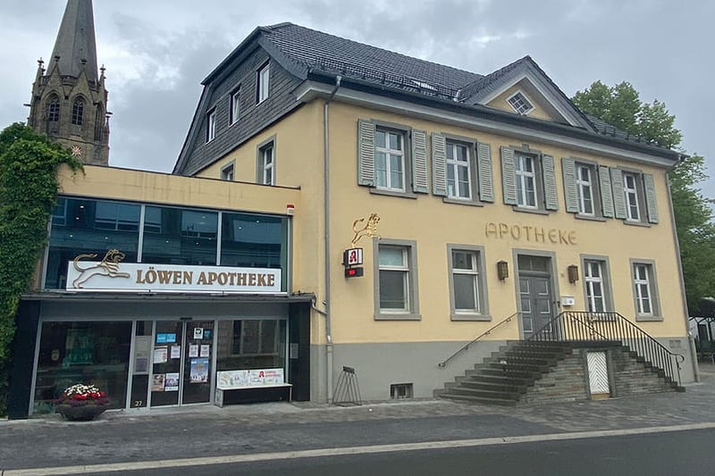 Löwen-Apotheke, Hauptstr. 93 in Warstein