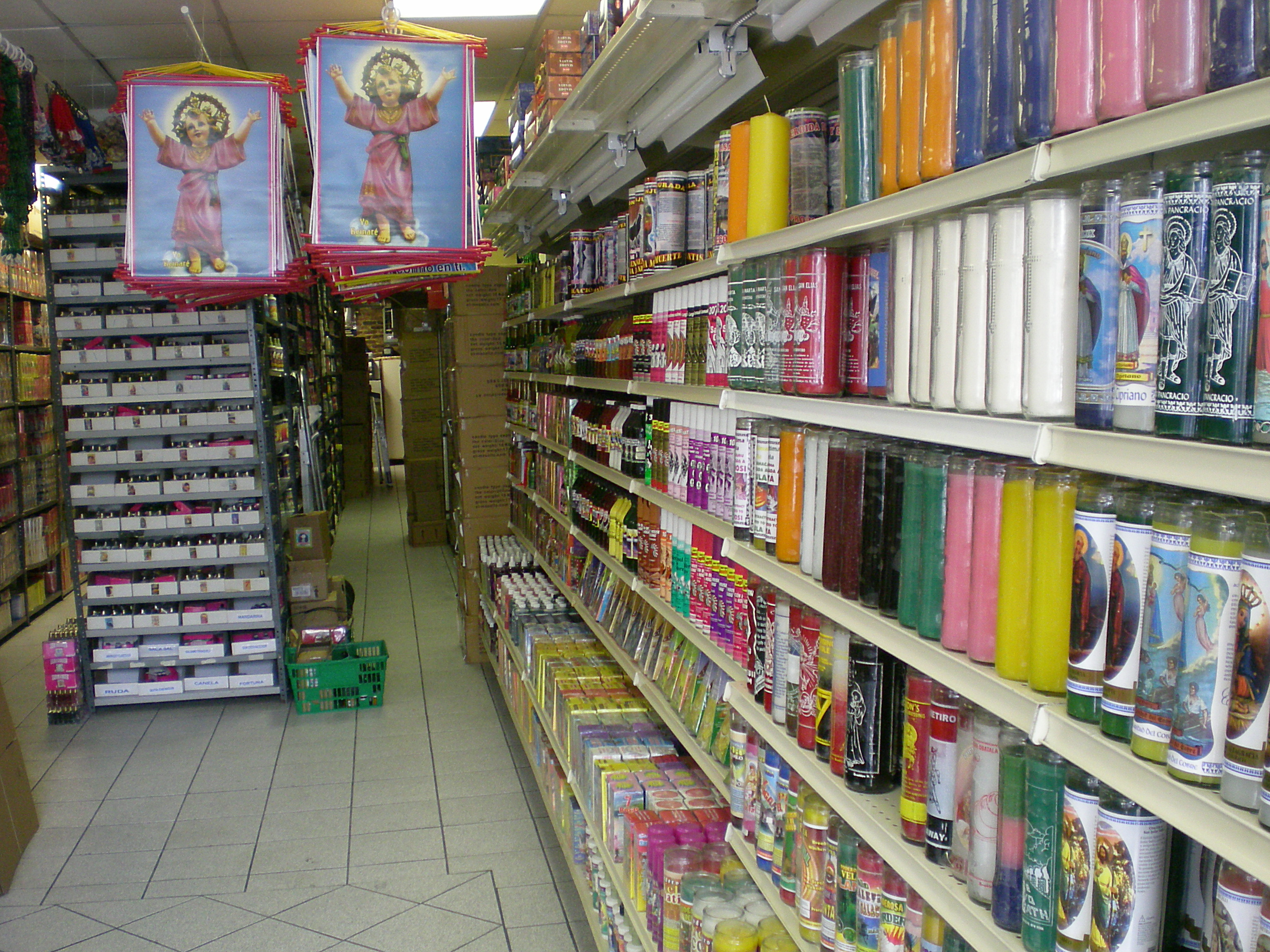 Botanica Y Distribuidora Mas Alla