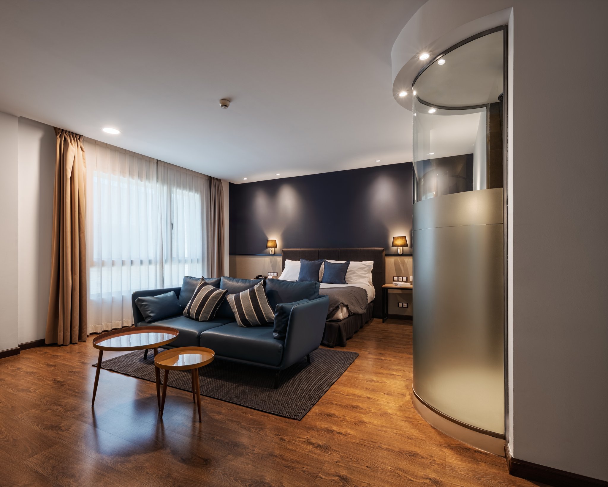 Images Crowne Plaza Madrid Airport by IHG