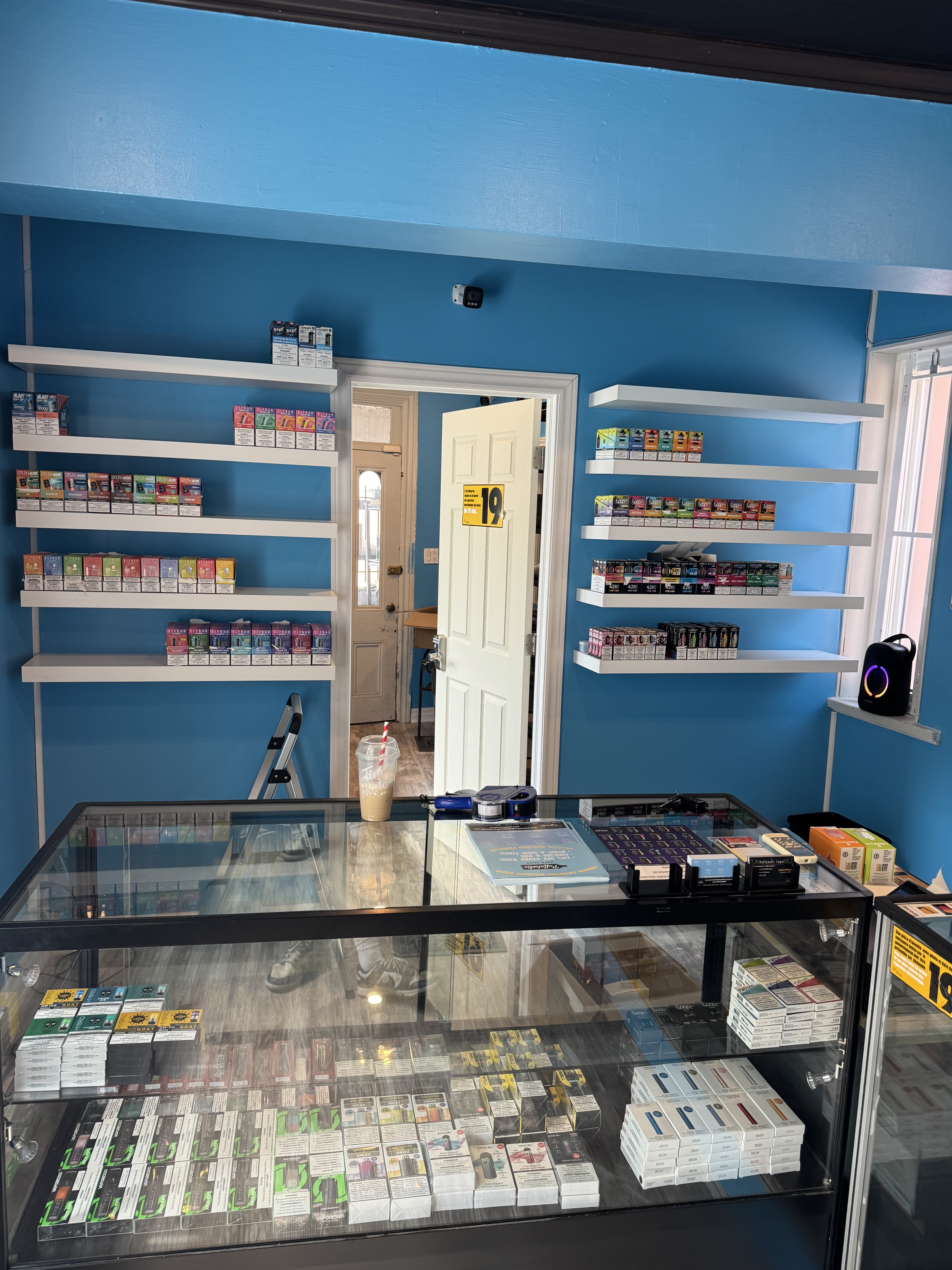 Images Puffaholic Vapes Manotick | Cheapest Vapes Ottawa | Vape Shop Near Me | Vape Shop Ottawa | Vape Shop Open Now