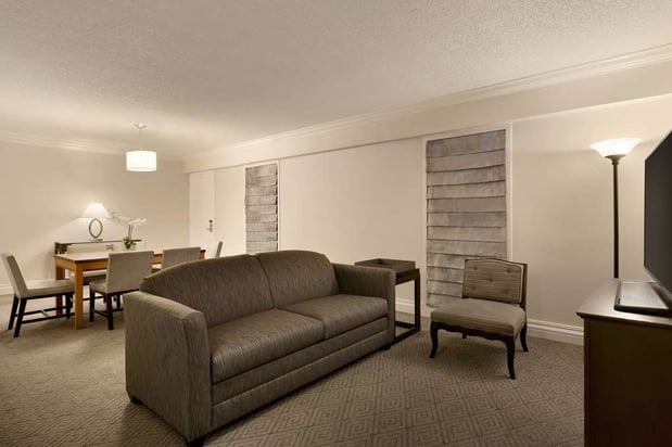 Images Embassy Suites by Hilton Boca Raton