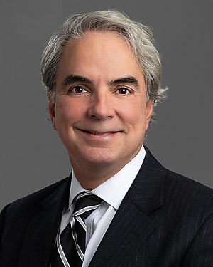 Lorenzo F. Munoz, MD 