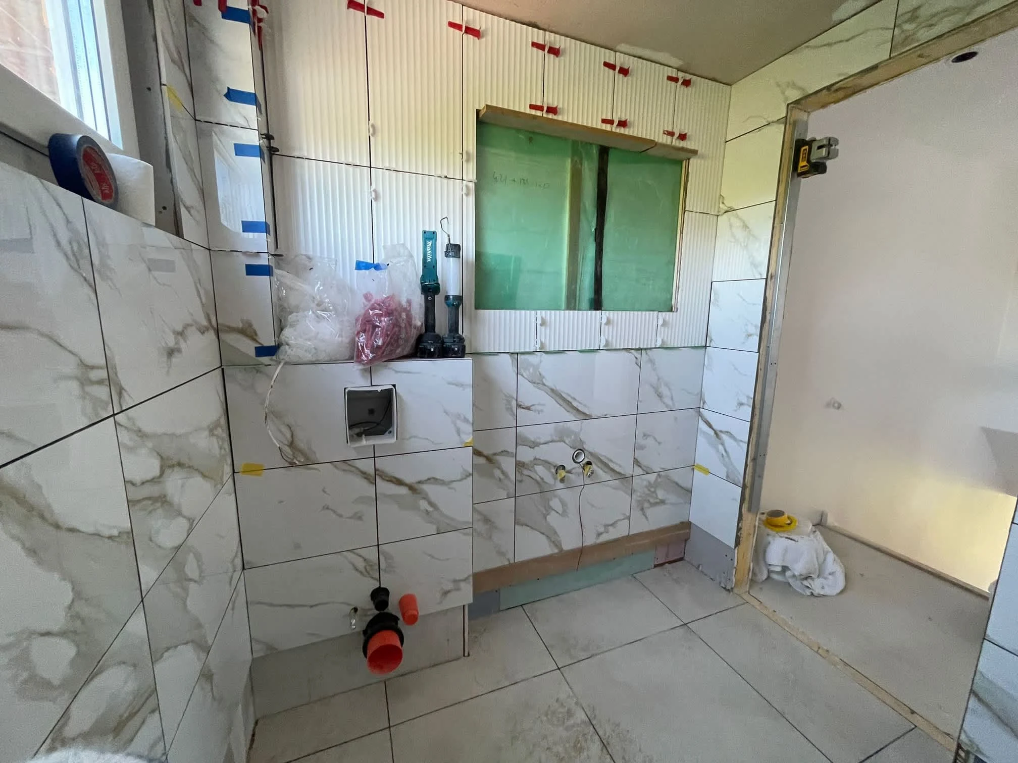 Images HW UK Services Ltd