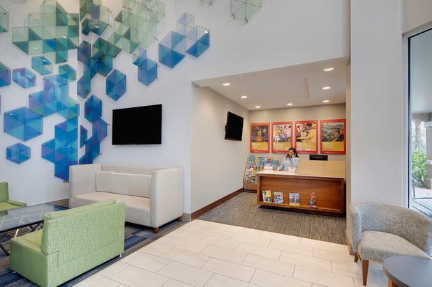 Images Holiday Inn Express & Suites S Lake Buena Vista by IHG