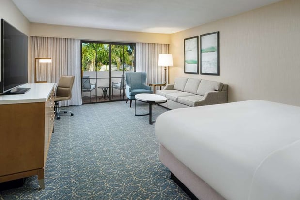 Images Hilton Santa Barbara Beachfront Resort