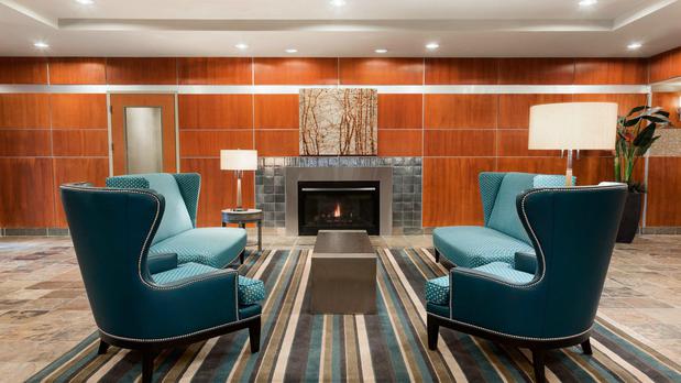 Images Holiday Inn & Suites Williamsburg-Historic Gateway by IHG