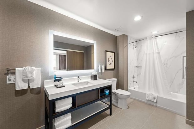 Images Embassy Suites by Hilton Irving Las Colinas