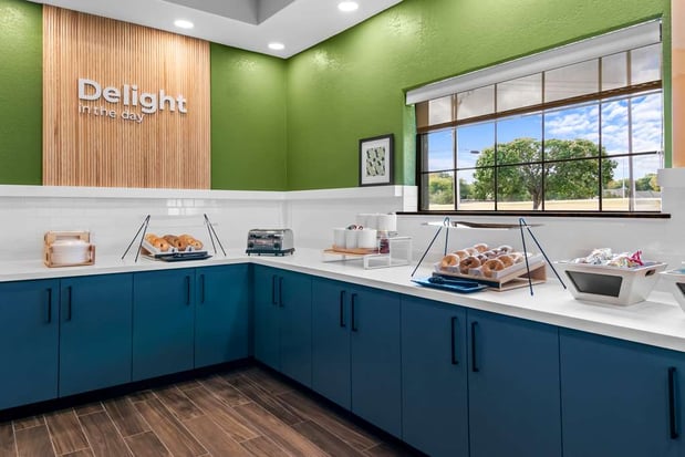 Images Spark by Hilton Wichita Falls
