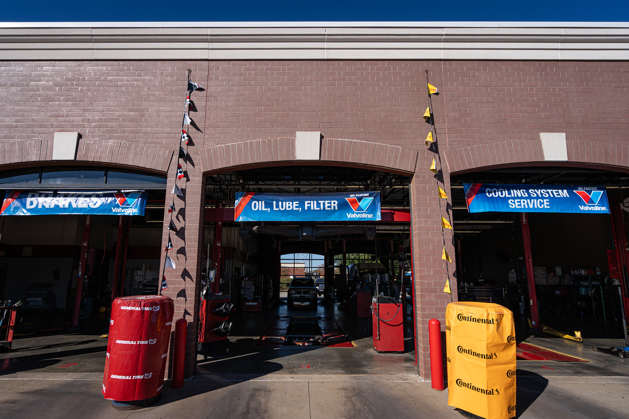 Tire Discounters Beechmont | Tires, Wheels, Services, Fluids, & more