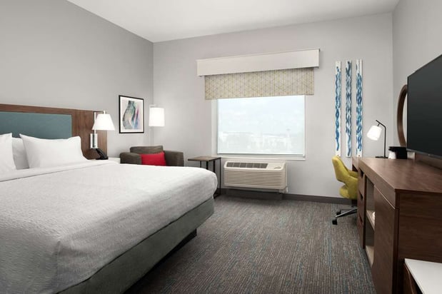 Images Hampton Inn Orlando Southeast Nona