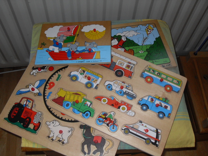 onze leuke houten puzzels Kleinschalige Kinderopvang Hinkie-Pinkie Dordrecht 06 40999365