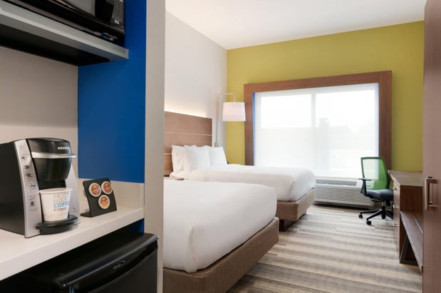 Images Holiday Inn Express & Suites Cincinnati NE - Redbank Road by IHG