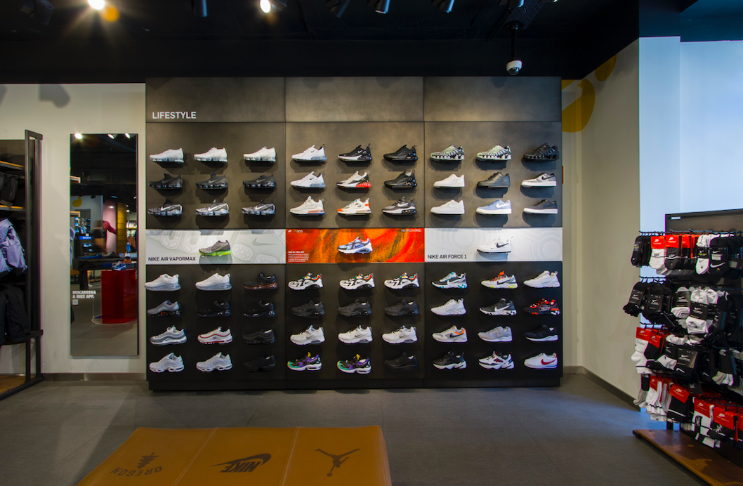 Images Nike Store Chiado