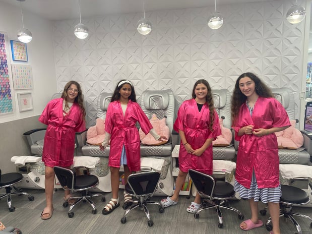 Images Sparty - Girls Birthday Spa Party Miami