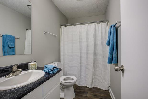 Images Waters Edge Apartment Homes