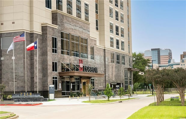 Images Blossom Hotel Houston, Curio Collection by Hilton