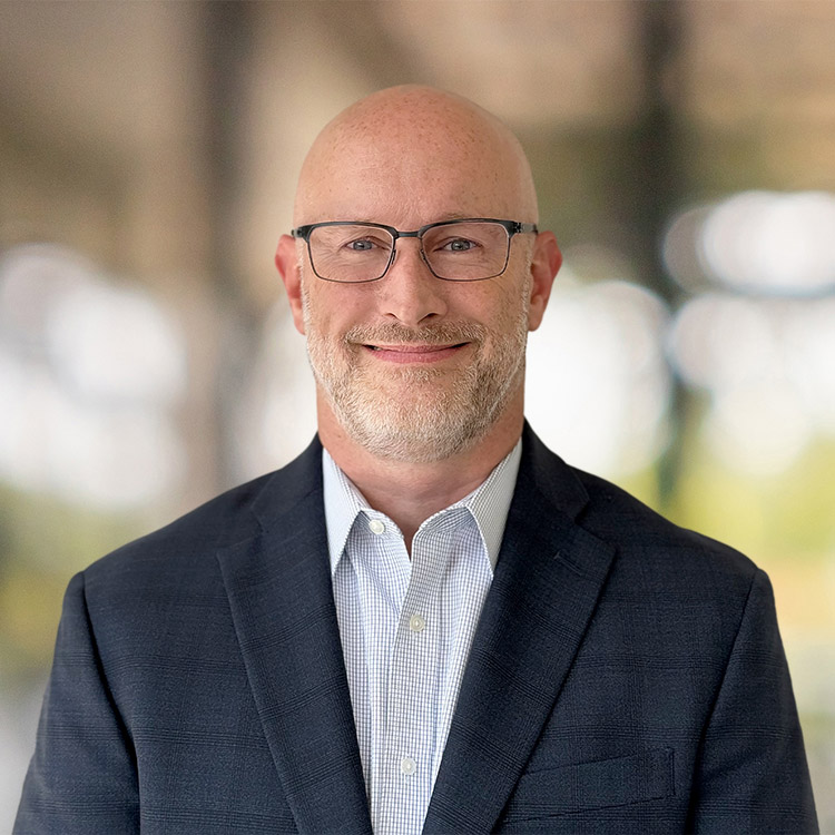 Headshot of Clint Swinney, a wealth advisor at Chase