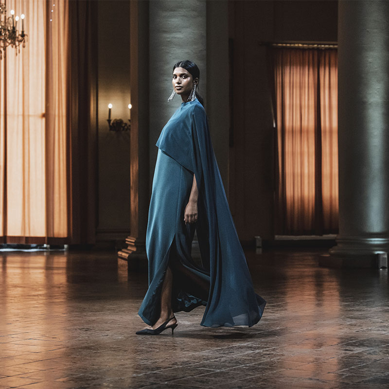 Discover the pieces from the FW25 Runway |