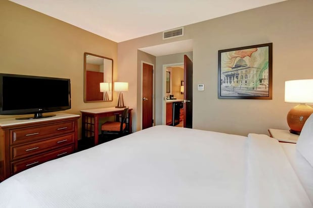 Images Embassy Suites by Hilton Little Rock