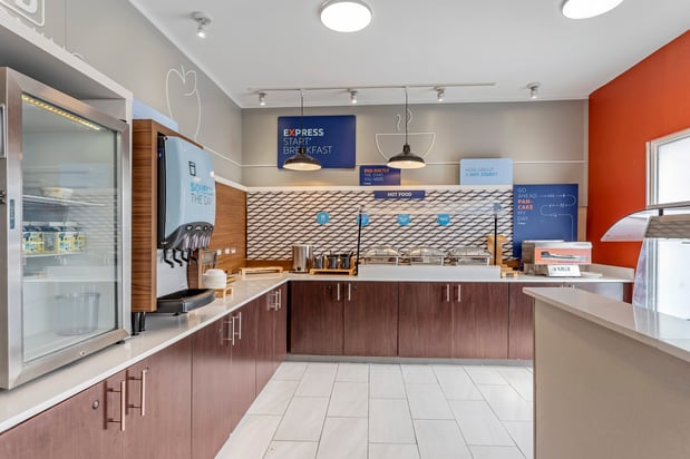 Images Holiday Inn Express Pittsburgh E - Waterfront Dr by IHG