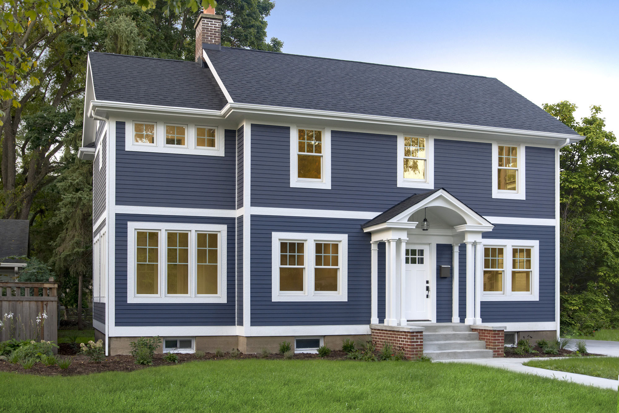 Russell Construction Stucco Remediation provides professional siding contractor services to enhance the durability and appearance of your home’s exterior. Our team specializes in high-quality siding solutions designed to improve curb appeal while offering long-term protection. Whether you need repairs, replacements, or a full installation, we ensure expert craftsmanship and lasting results. Trust us to deliver siding solutions that are both functional and visually appealing.
