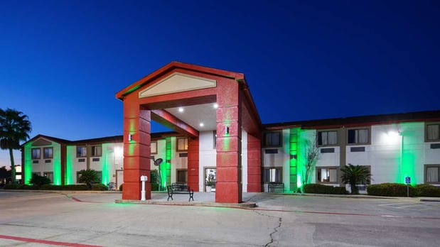 Images SureStay by Best Western Orange