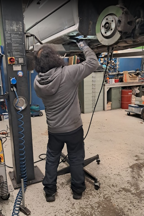 Bilder Garage Scheuring