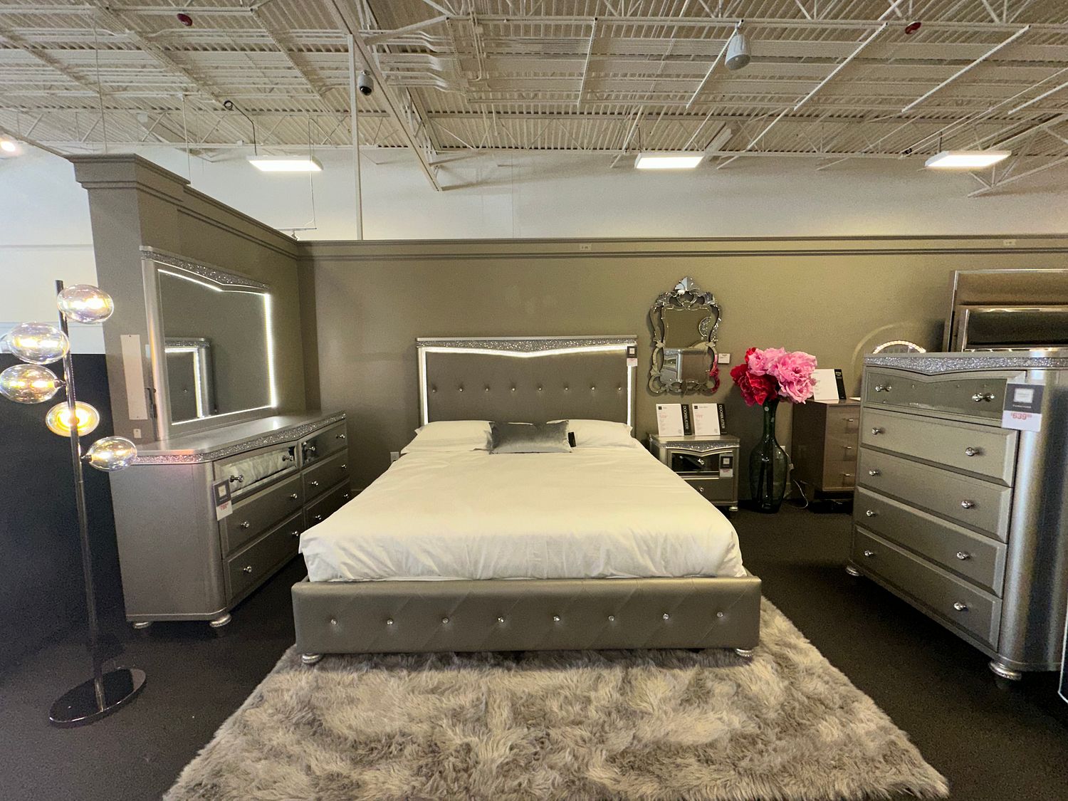 Value City Furniture Image