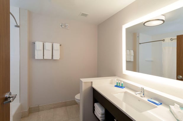 Images Holiday Inn Express & Suites Houston North I-45 Spring by IHG