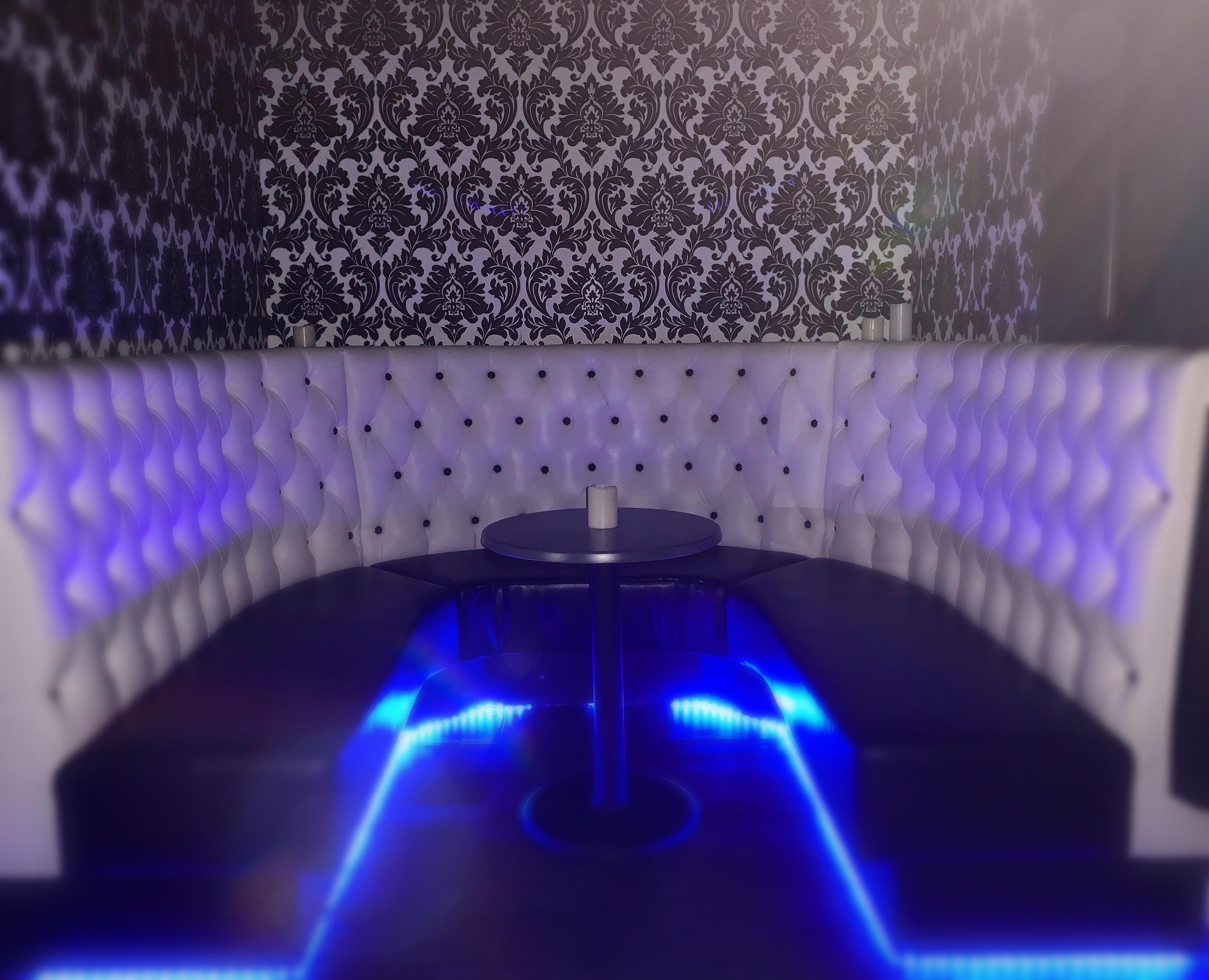 Blue Moon Gentlemen�s Club, Phoenix Arizona (AZ