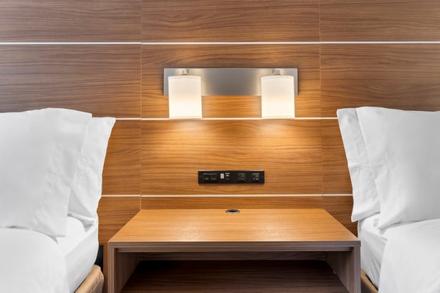 Images Holiday Inn Express Hilton Head Island by IHG