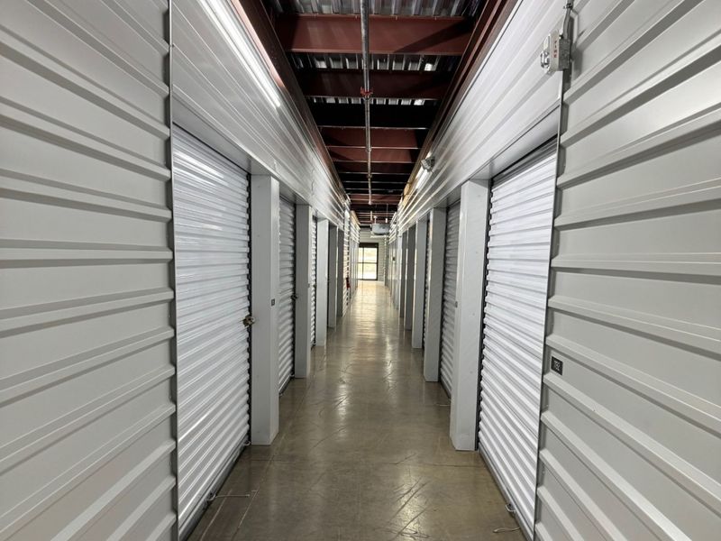 Images Extra Space Storage