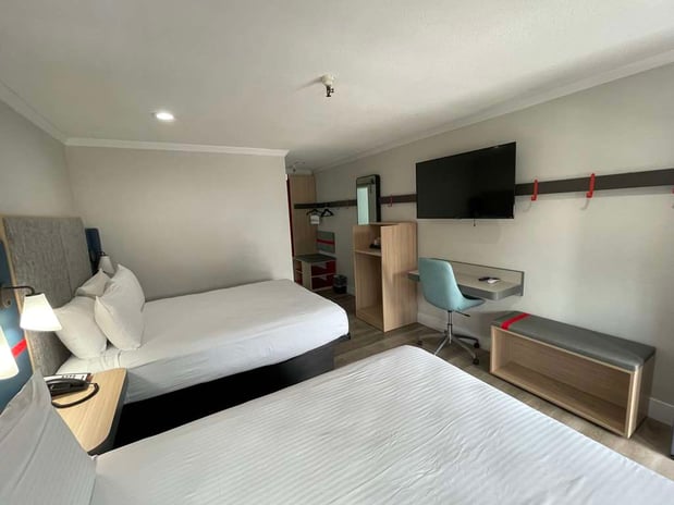 Images The Midtowner Hotel, SureStay Collection by Best Western