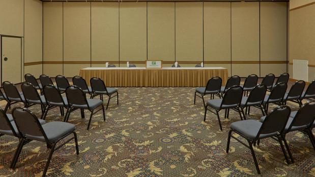 Images Holiday Inn Spearfish-Convention Center, an IHG Hotel