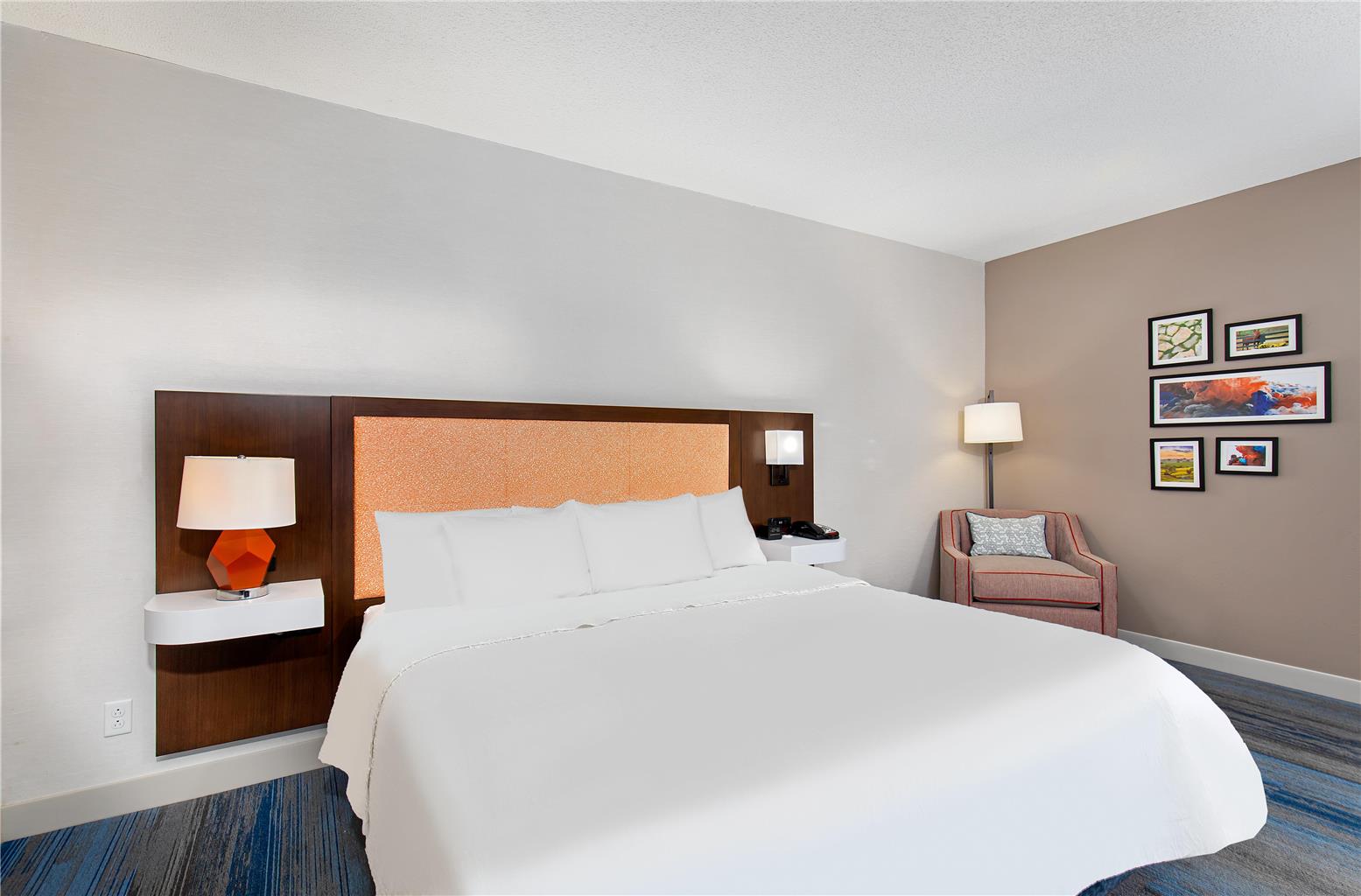 Guest room