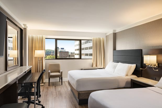 Images Crowne Plaza Knoxville Downtown University by IHG