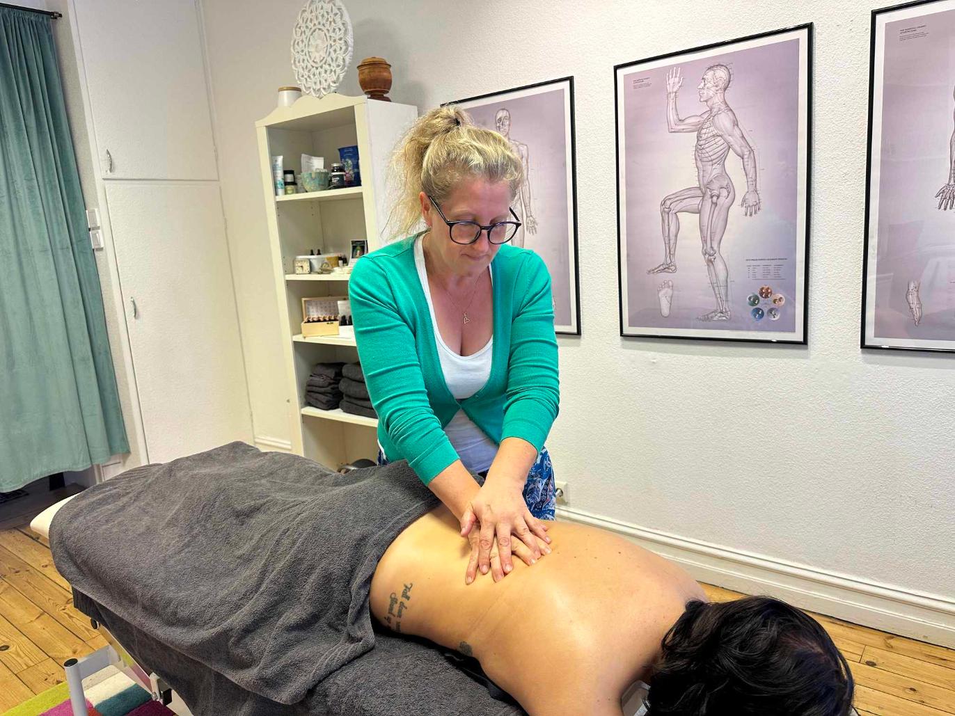 Images Balans av Kropp & Själ