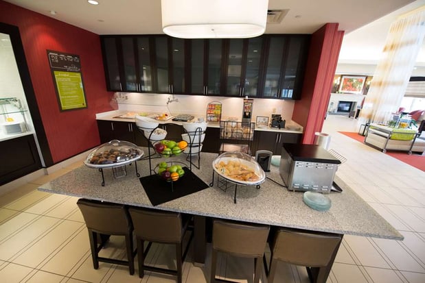 Images Hilton Garden Inn Dayton South-Austin Landing