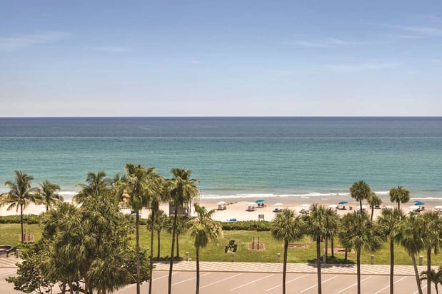 Images Embassy Suites by Hilton Deerfield Beach Resort & Spa