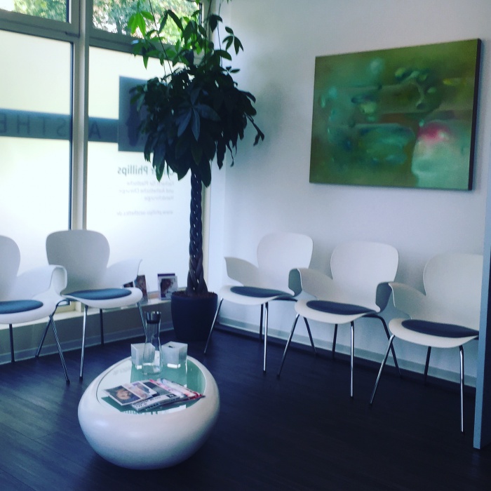 Dr. med. Oliver Phillips, Olgastr. 57 in Stuttgart