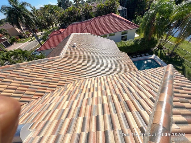 Images Aastro Roofing Company