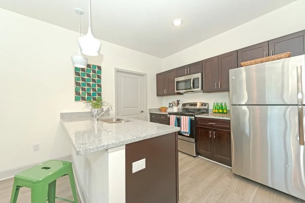 Images Midtown Sam Houston Apartments