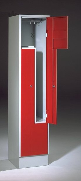 EUGEN WOLF Metallwarenfabrik GmbH und Co KG, Karlstrasse 29 in Leinfelden-Echterdingen