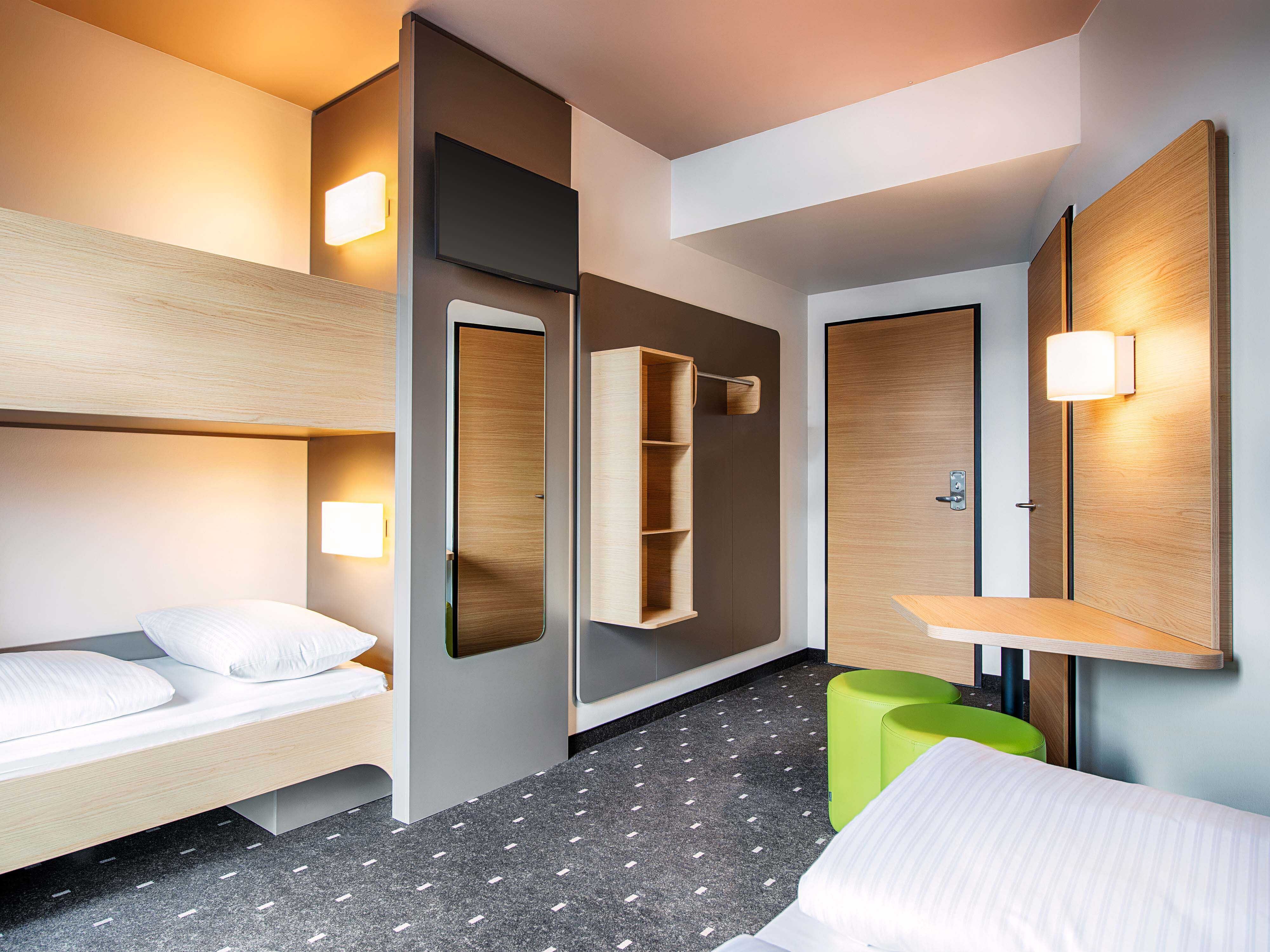 Bilder B&B HOTEL Stuttgart-Neckarhafen