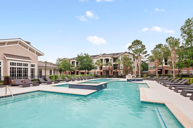 Images Camden Grand Harbor Apartments
