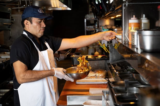 Images Legal Sea Foods - Lynnfield