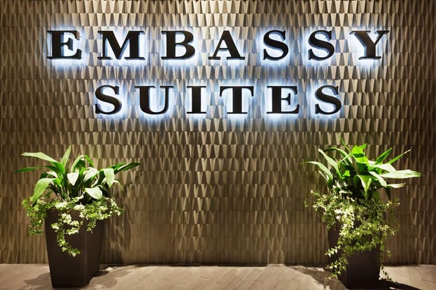 Images Embassy Suites by Hilton Charlotte Uptown